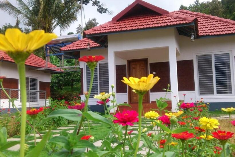 Himani Heritage Resorts, Formerly Camp Nishani Holidays Madikeri Esterno foto